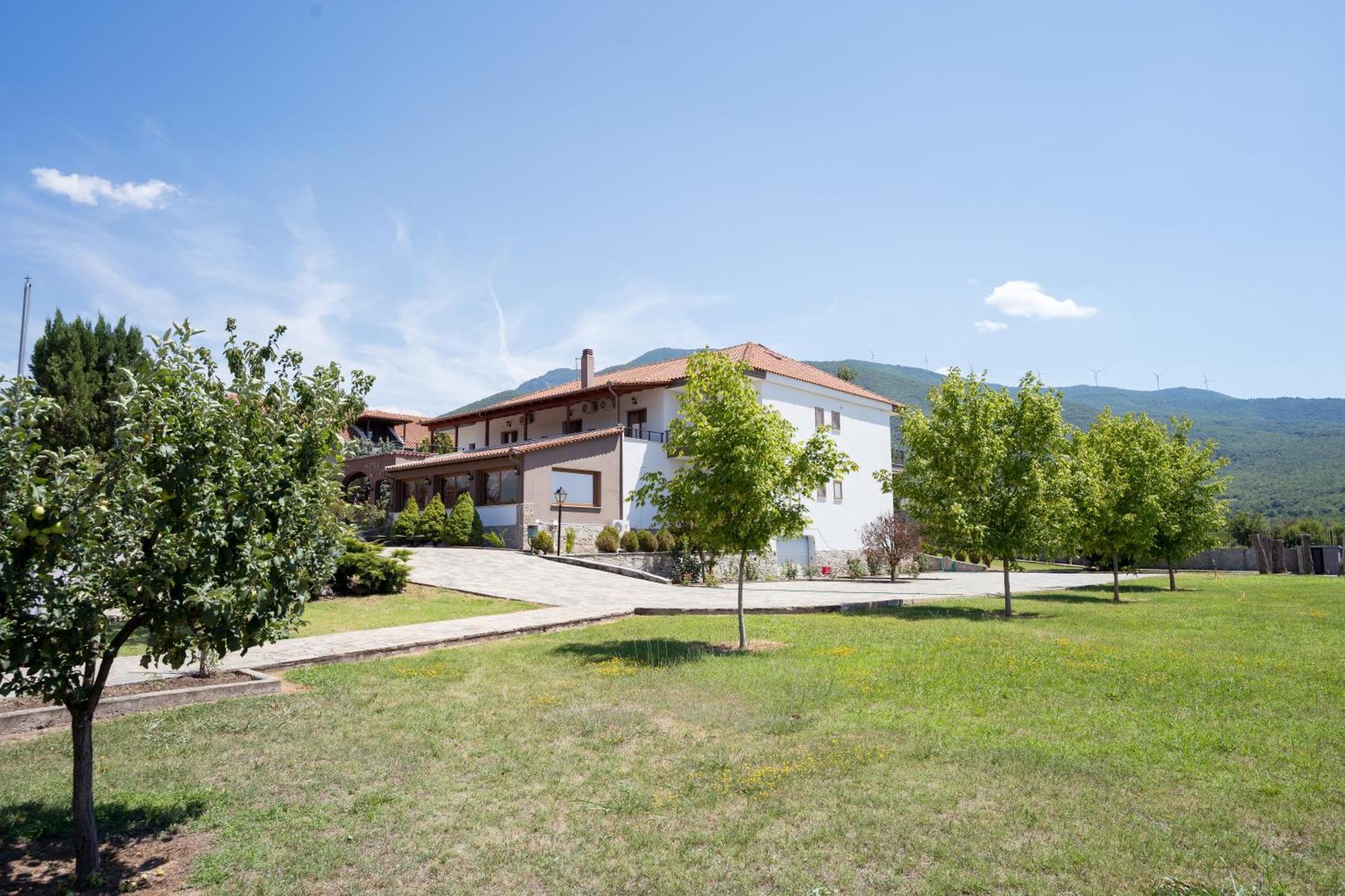 Hotel Agistro Angistron ภายนอก รูปภาพ