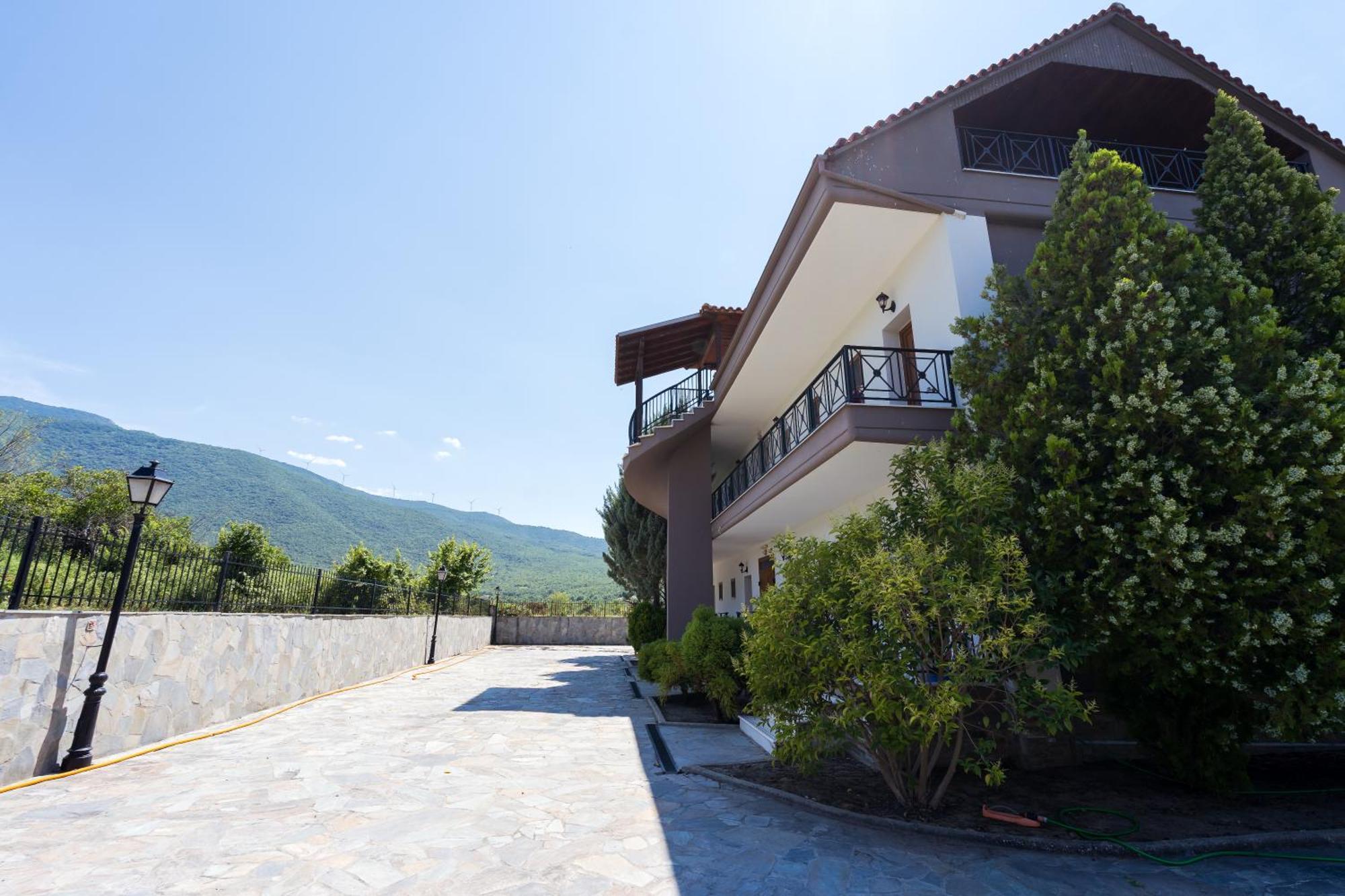 Hotel Agistro Angistron ภายนอก รูปภาพ