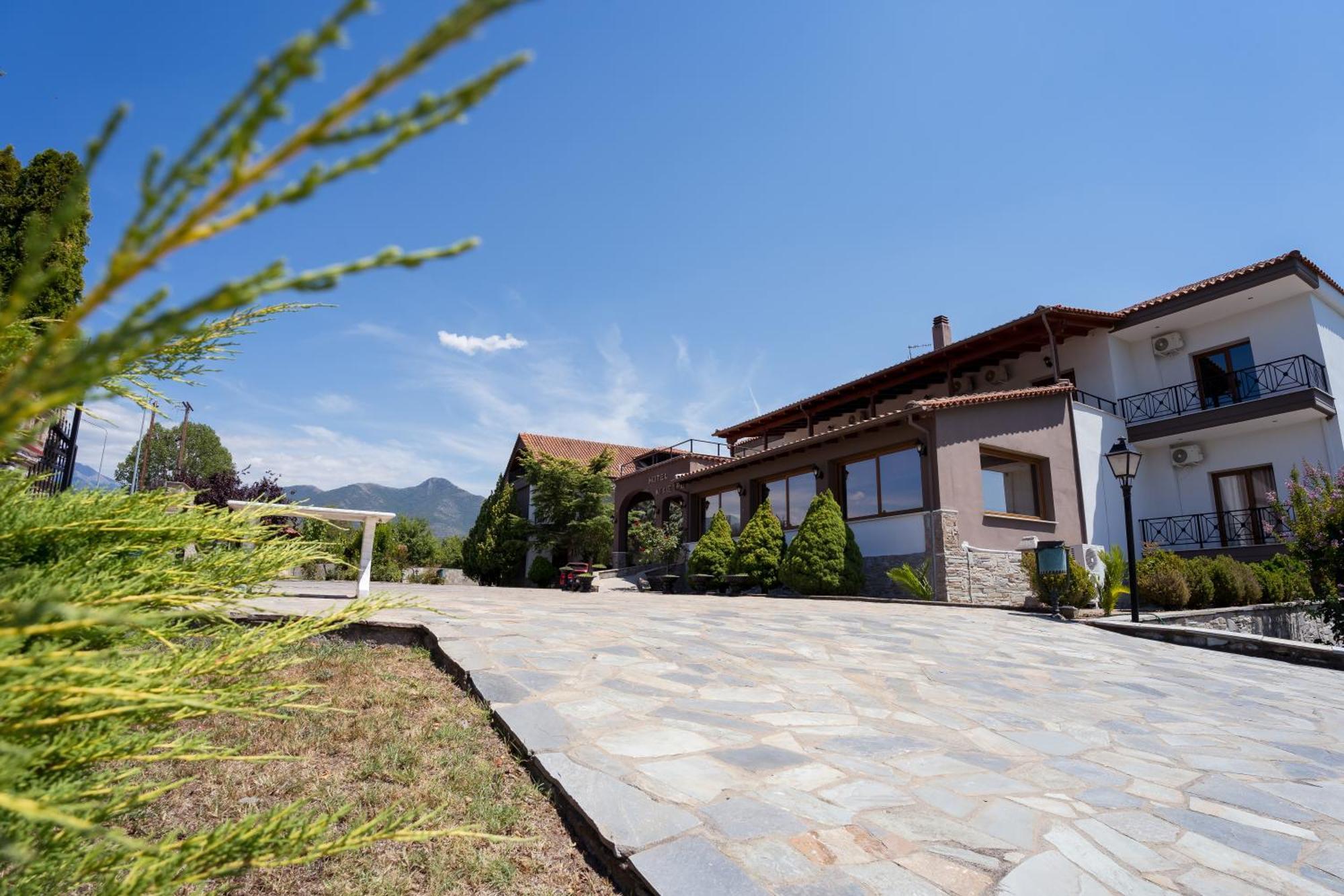 Hotel Agistro Angistron ภายนอก รูปภาพ