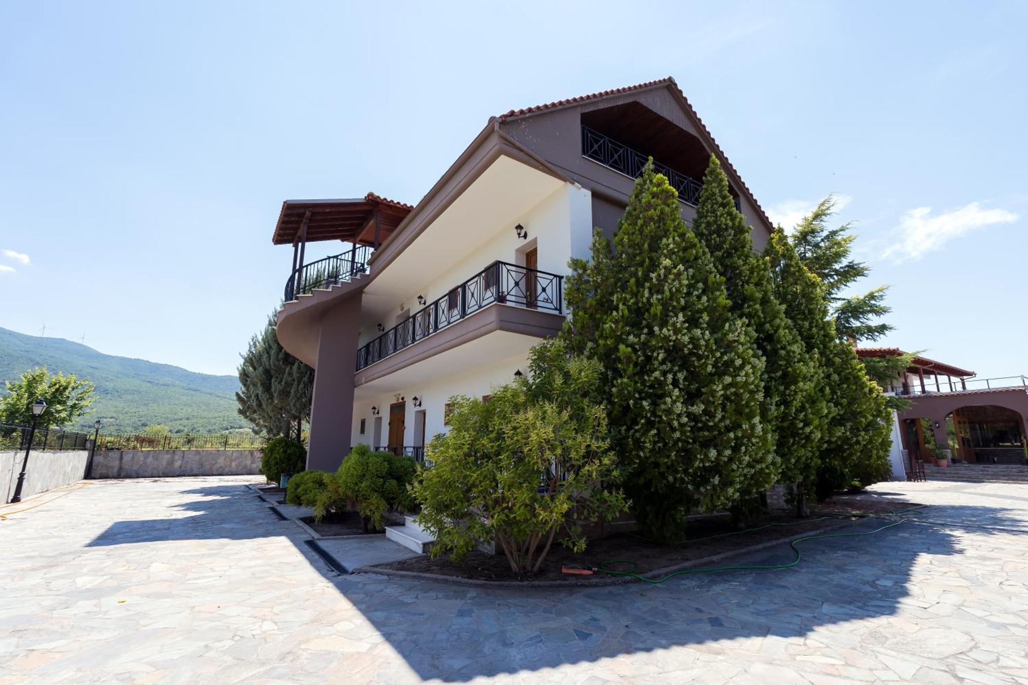 Hotel Agistro Angistron ภายนอก รูปภาพ