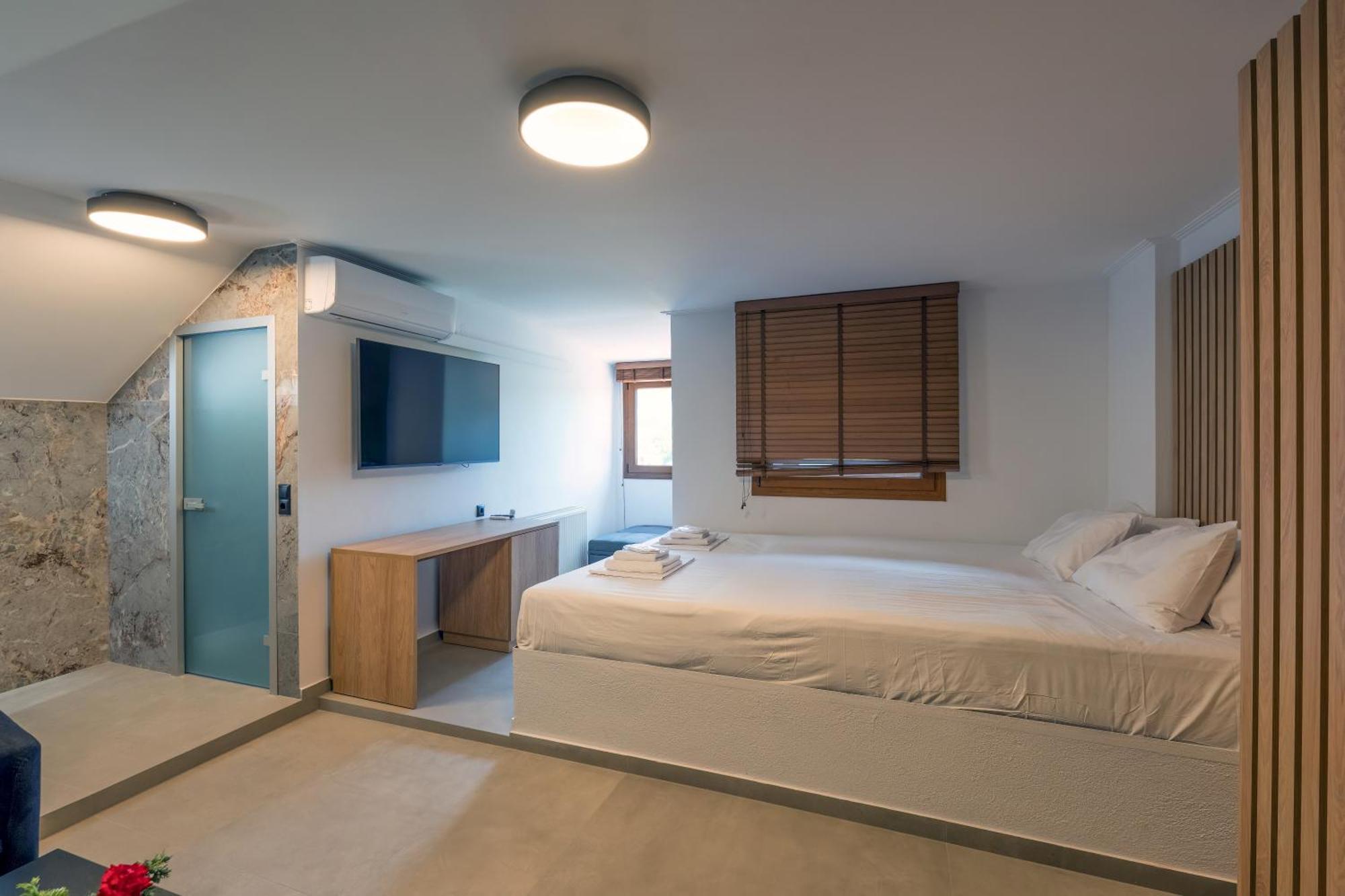 Hotel Agistro Angistron ภายนอก รูปภาพ
